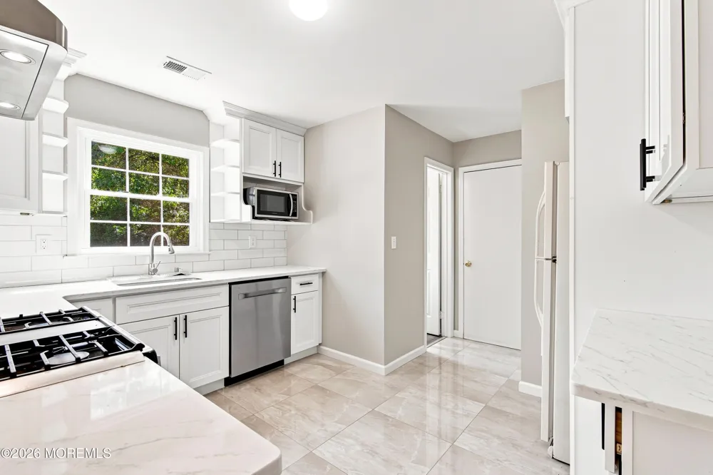 974 Columbus Drive Brick, NJ 08724