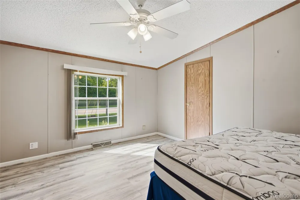 2201 Dutcher Street Flint Charter Township, MI 48532