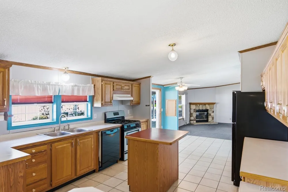 2201 Dutcher Street Flint Charter Township, MI 48532
