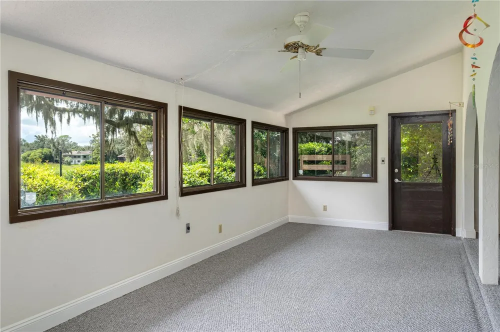 20 NOTTINGHAM WAY Haines City, FL 33844