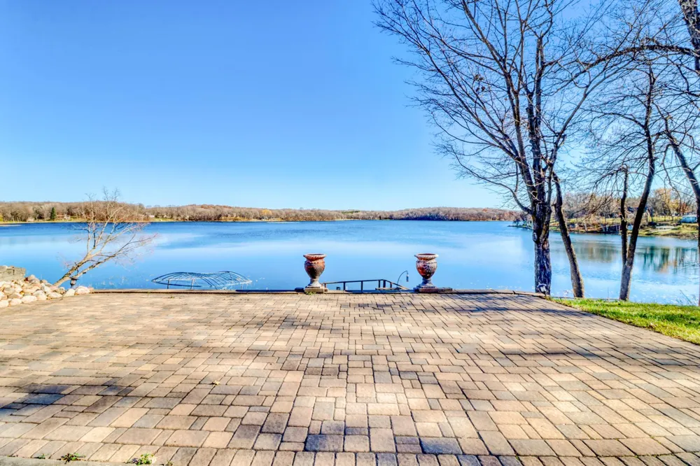 32628 Heilberger Drive Erhard, MN 56534