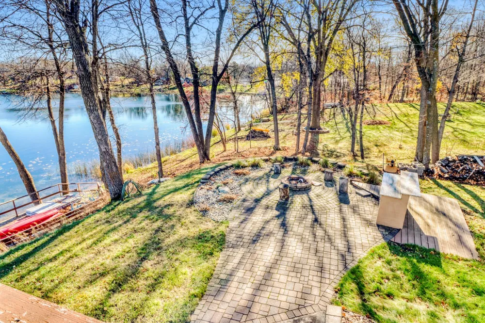 32628 Heilberger Drive Erhard, MN 56534