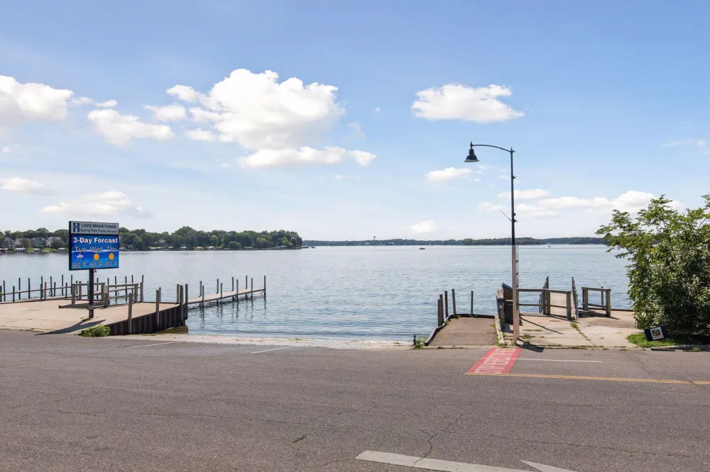 4100 Shoreline Drive #S204 Spring Park, MN 55384