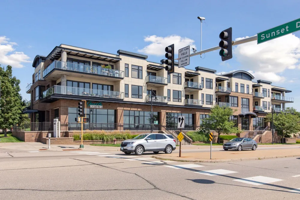 4100 Shoreline Drive #S204 Spring Park, MN 55384