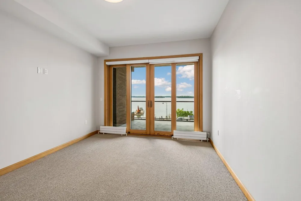 4100 Shoreline Drive #S204 Spring Park, MN 55384