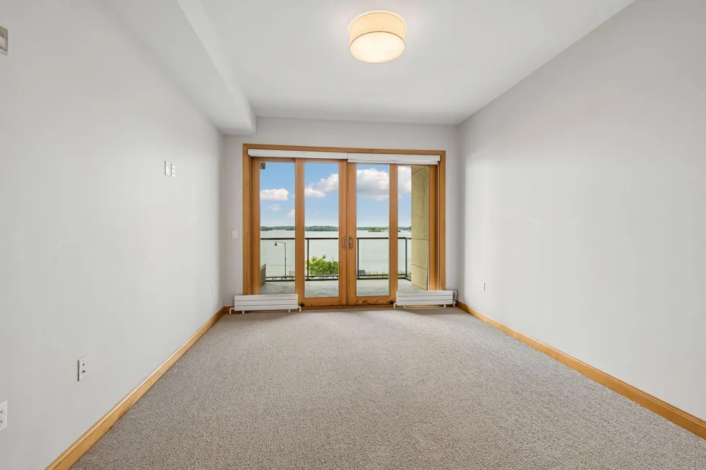 4100 Shoreline Drive #S204 Spring Park, MN 55384