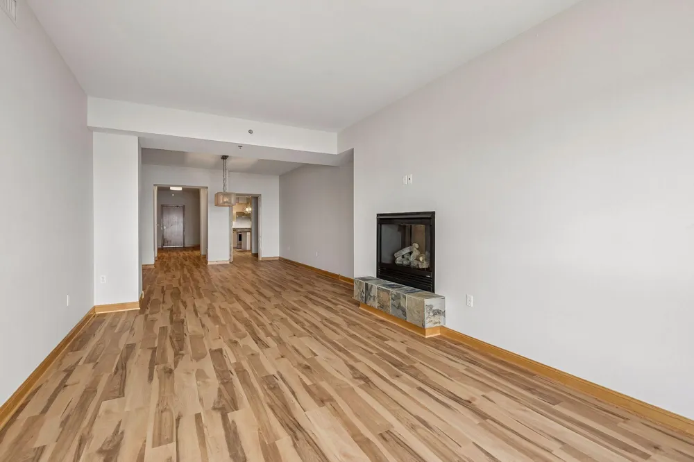 4100 Shoreline Drive #S204 Spring Park, MN 55384