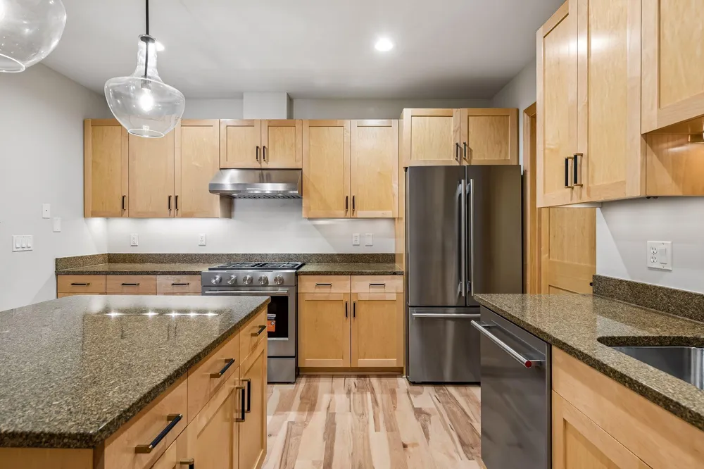 4100 Shoreline Drive #S204 Spring Park, MN 55384