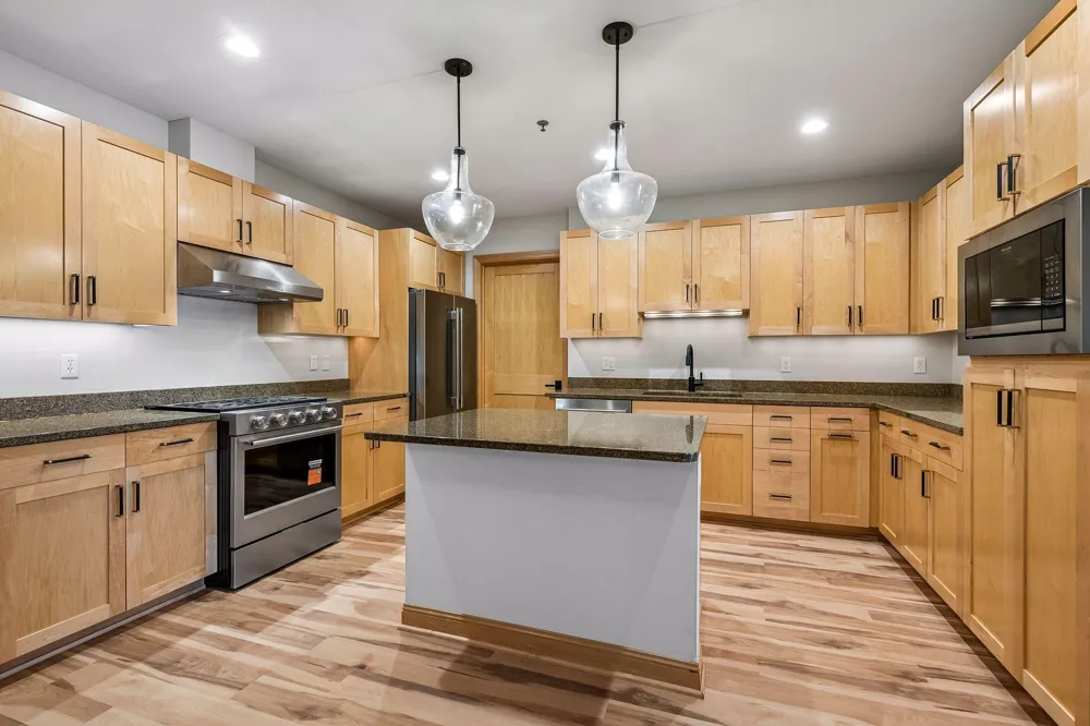 4100 Shoreline Drive #S204 Spring Park, MN 55384