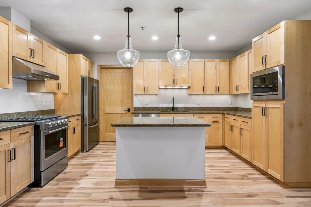 4100 Shoreline Drive #S204 Spring Park, MN 55384