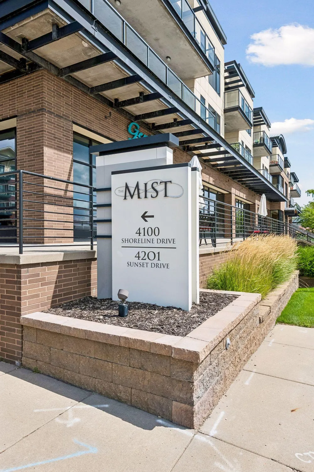 4100 Shoreline Drive #S204 Spring Park, MN 55384