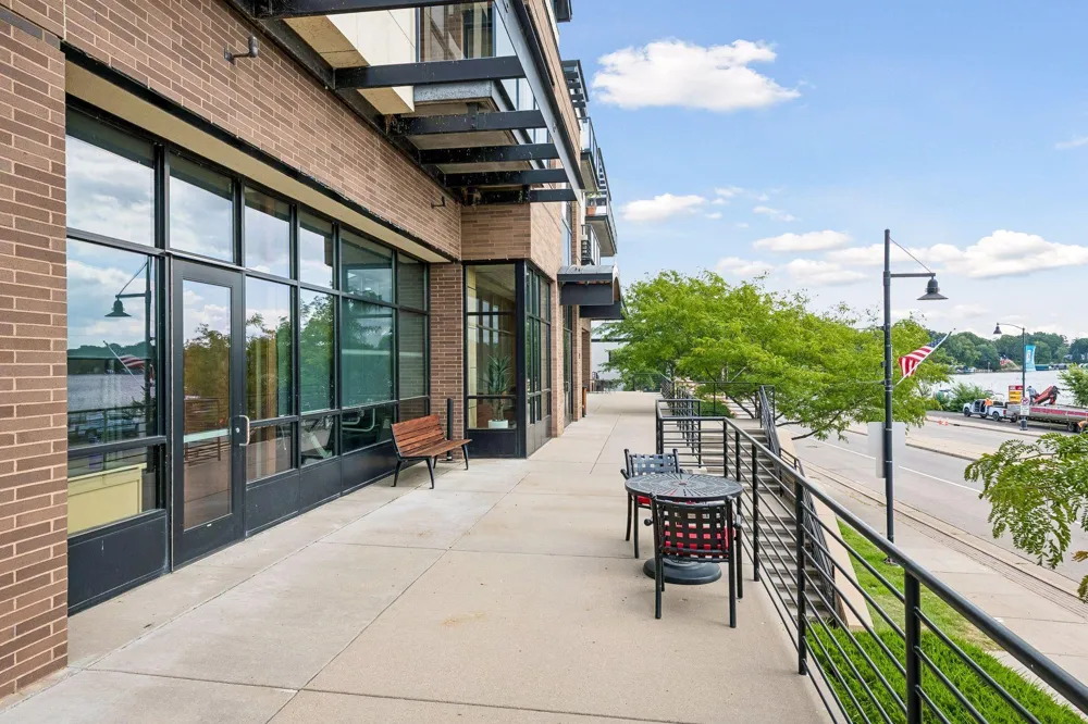 4100 Shoreline Drive #S204 Spring Park, MN 55384
