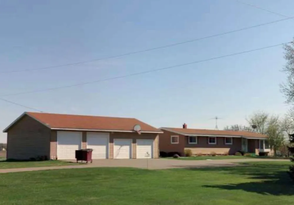 22050 Northfield Boulevard Hampton, MN 55031
