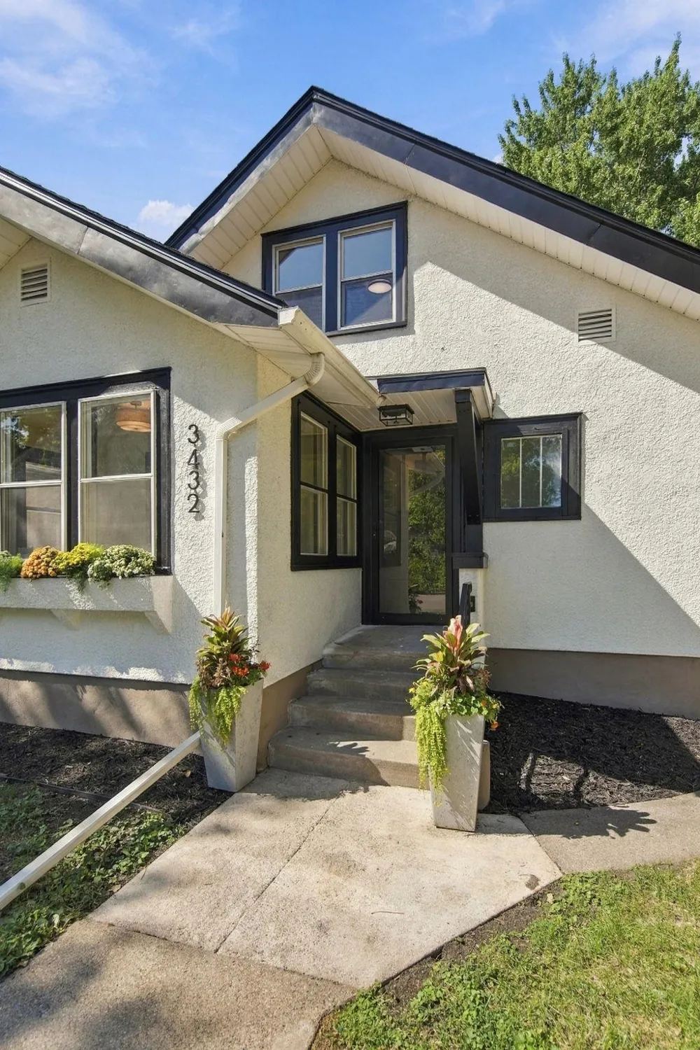 3432 34th Avenue S Minneapolis, MN 55406