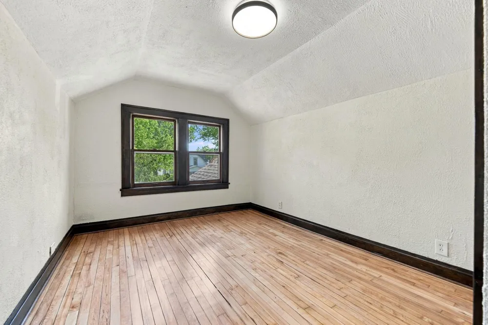 3432 34th Avenue S Minneapolis, MN 55406