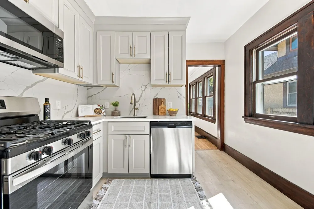 3432 34th Avenue S Minneapolis, MN 55406