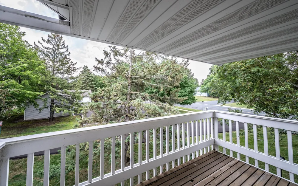 3590 Blue Jay Way #201 Eagan, MN 55123