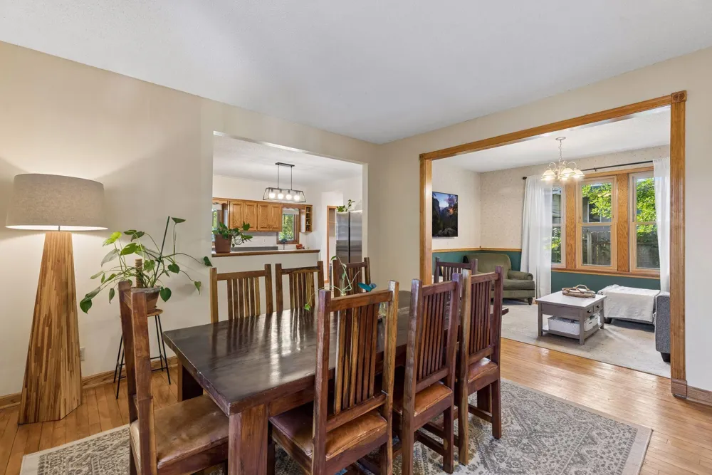 239 Oakwood Drive Shoreview, MN 55126