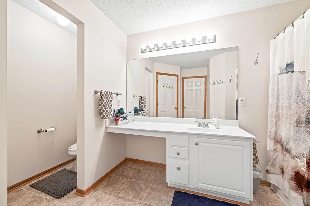 17135 Embers Avenue #2102 Farmington, MN 55024