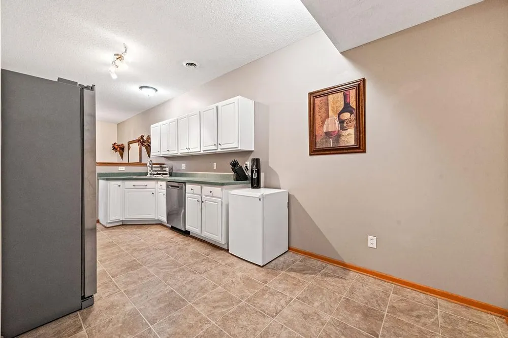17135 Embers Avenue #2102 Farmington, MN 55024