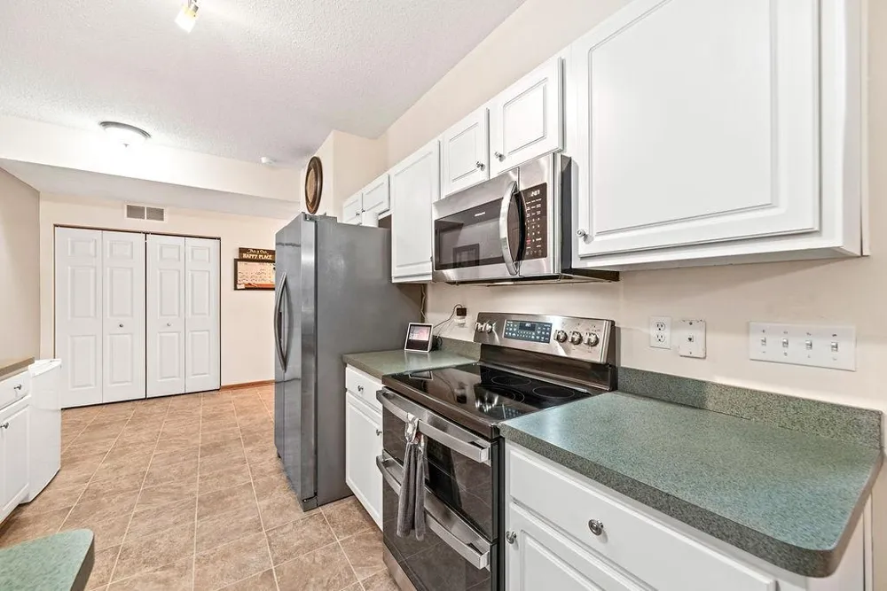 17135 Embers Avenue #2102 Farmington, MN 55024