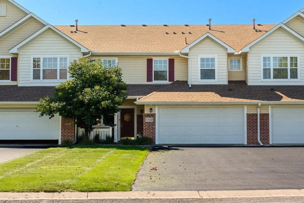 17135 Embers Avenue #2102 Farmington, MN 55024