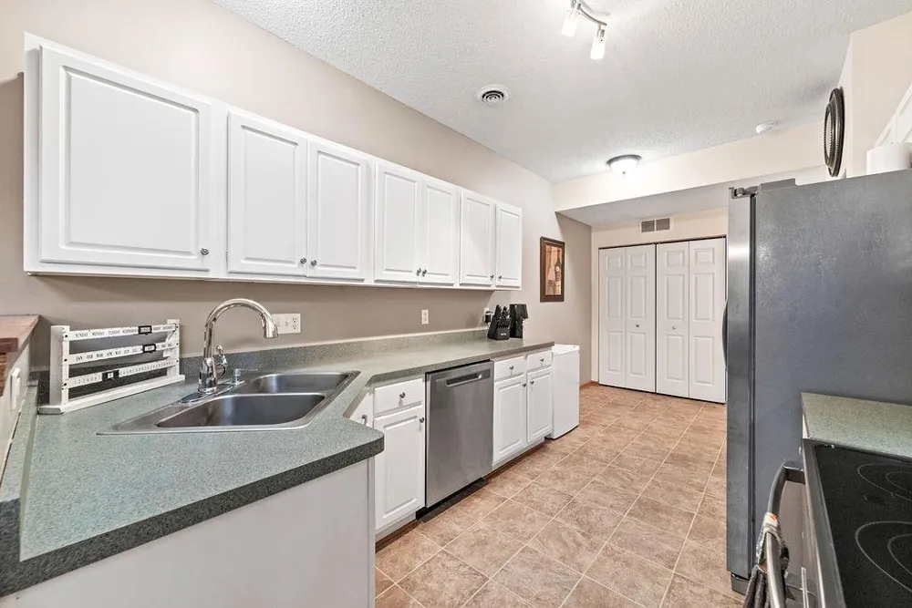 17135 Embers Avenue #2102 Farmington, MN 55024