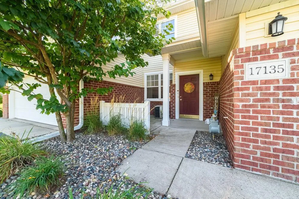 17135 Embers Avenue #2102 Farmington, MN 55024
