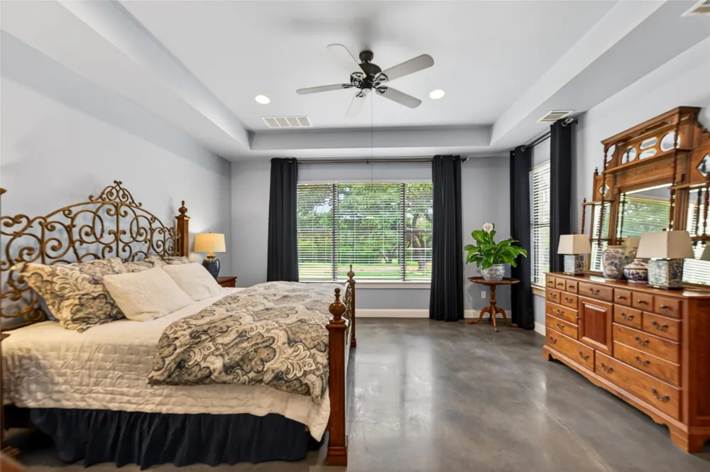 1508 Successor Road Spicewood, TX 78669