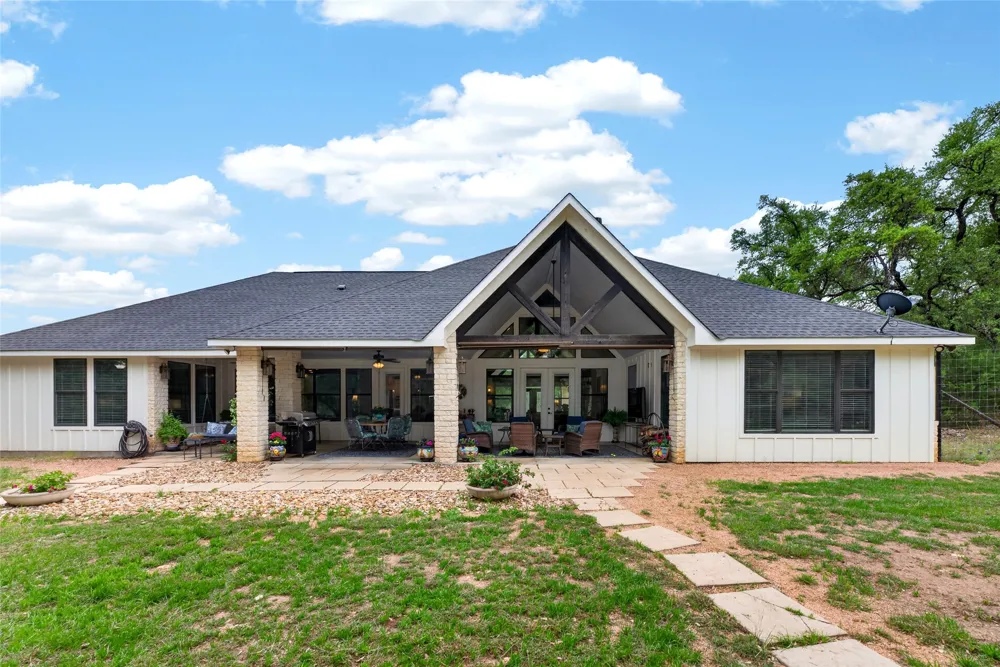 1508 Successor Road Spicewood, TX 78669