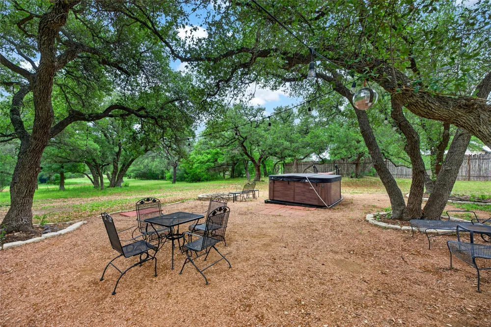 1508 Successor Road Spicewood, TX 78669