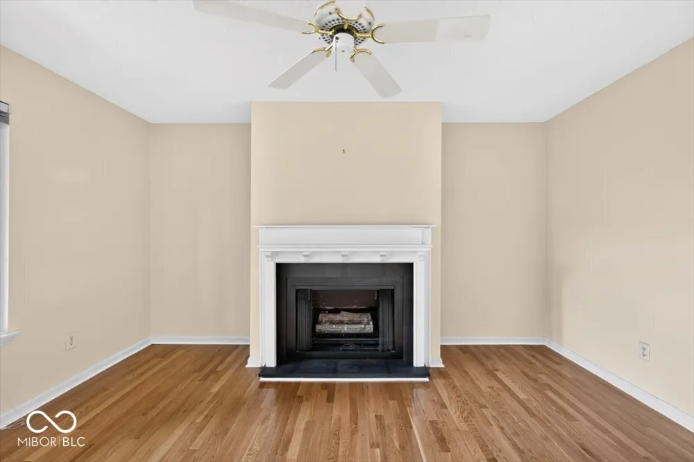 528 E Hunters Drive #D Carmel, IN 46032