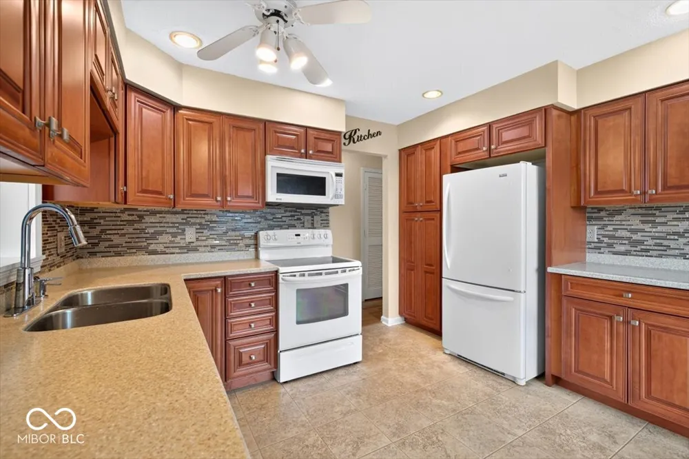 528 E Hunters Drive #D Carmel, IN 46032