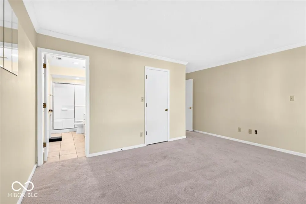 528 E Hunters Drive #D Carmel, IN 46032