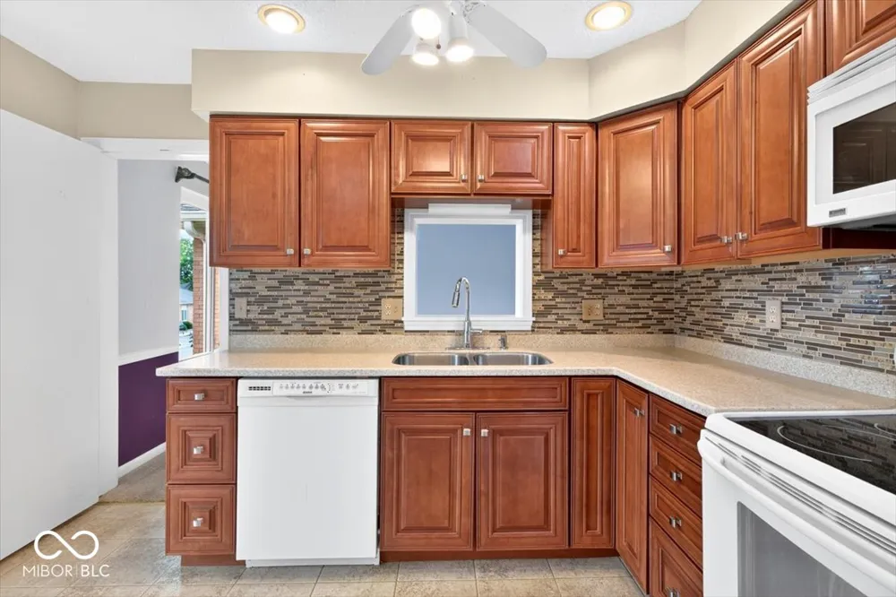 528 E Hunters Drive #D Carmel, IN 46032