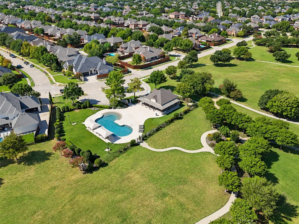 2232 chenault Drive Frisco, TX 75033