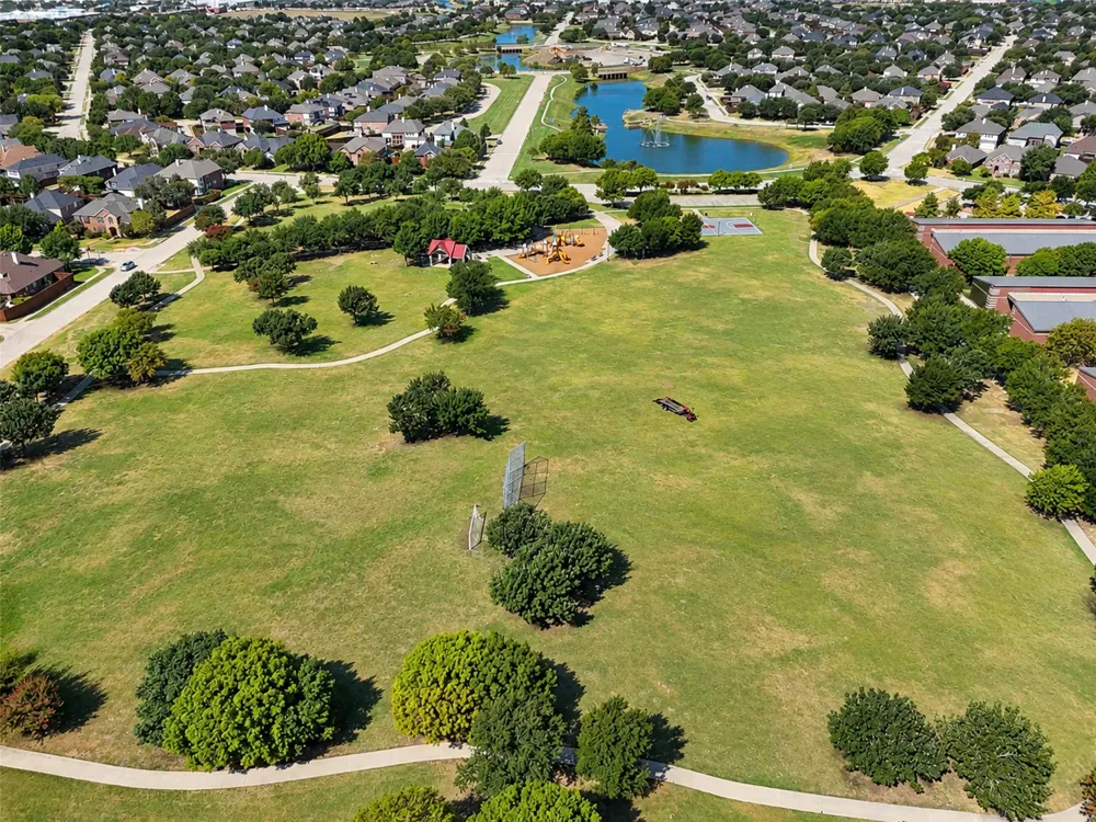 2232 chenault Drive Frisco, TX 75033