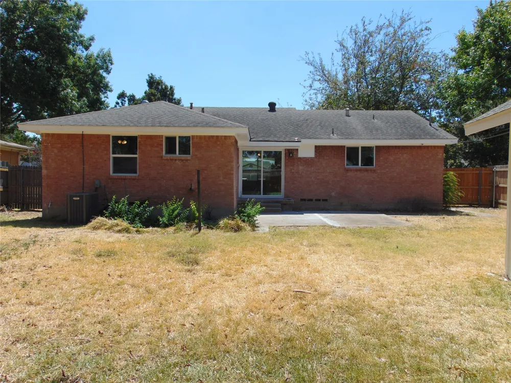 518 Vernet Street Richardson, TX 75080