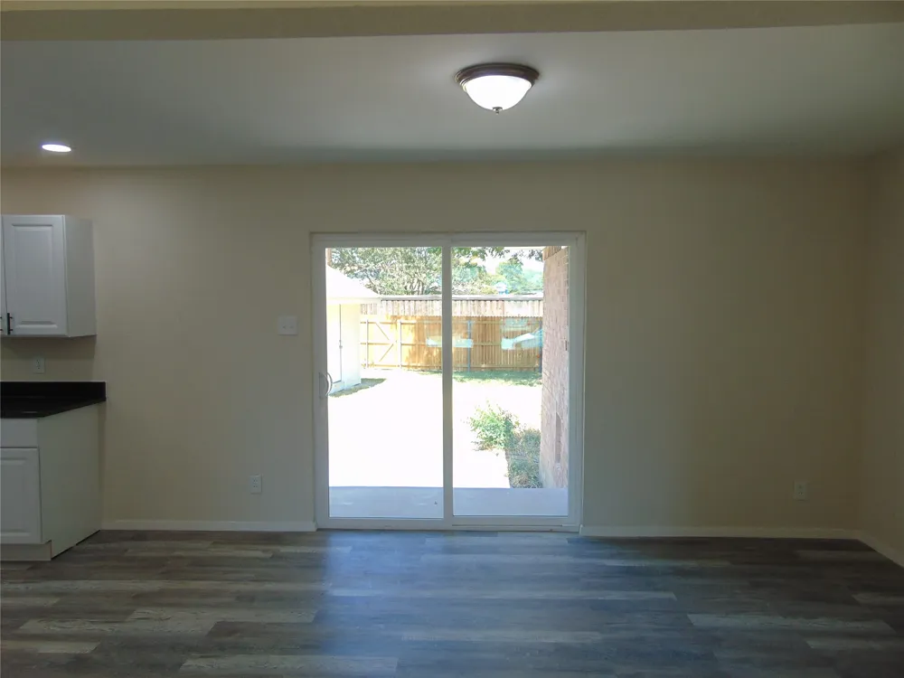 518 Vernet Street Richardson, TX 75080