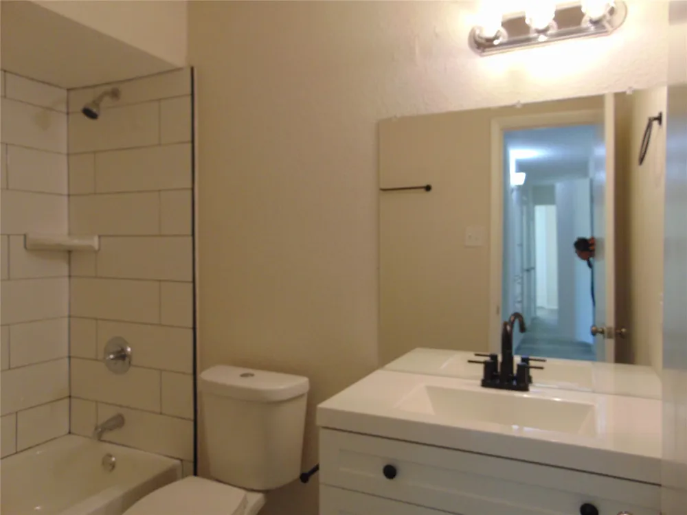 518 Vernet Street Richardson, TX 75080