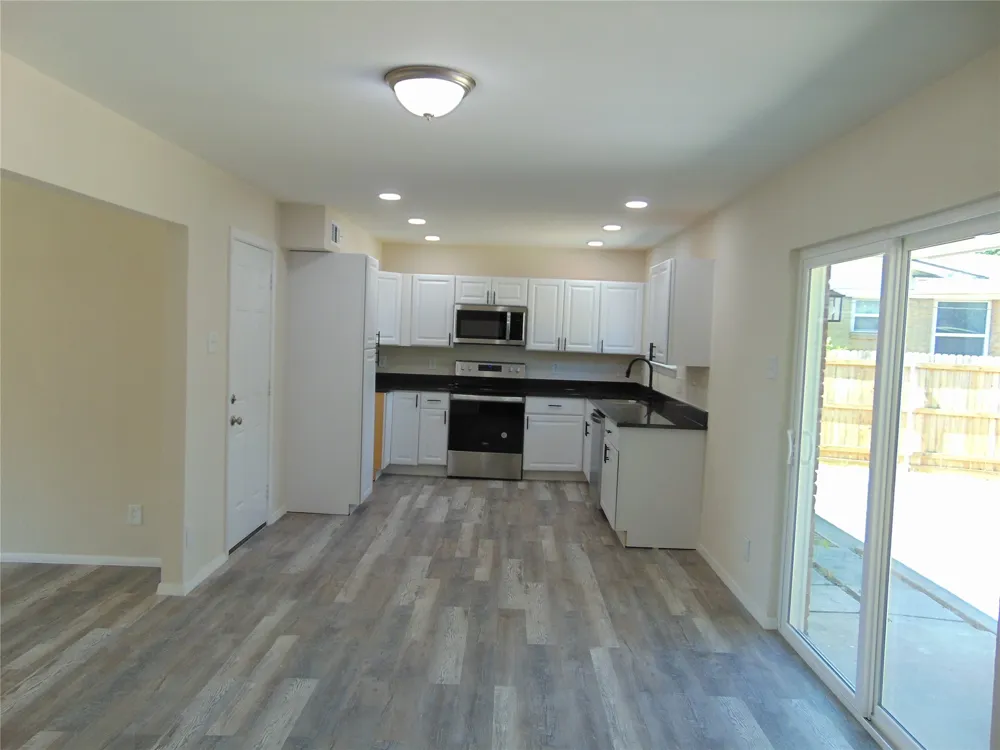 518 Vernet Street Richardson, TX 75080
