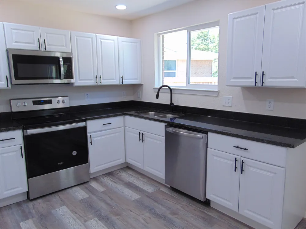 518 Vernet Street Richardson, TX 75080