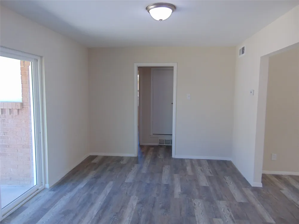 518 Vernet Street Richardson, TX 75080