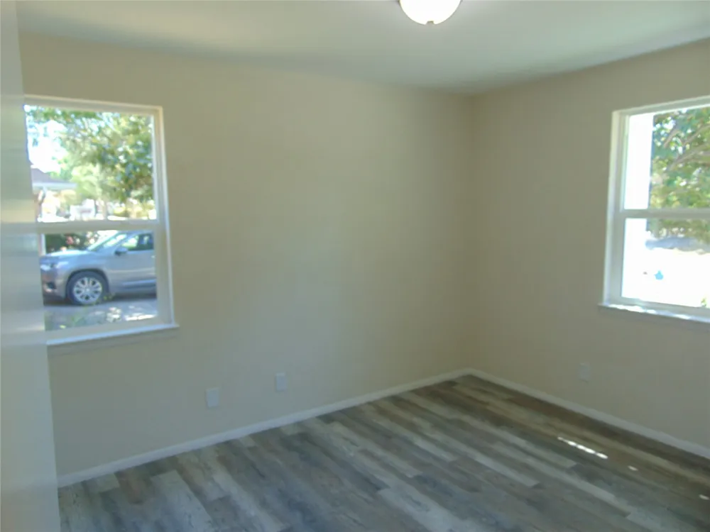 518 Vernet Street Richardson, TX 75080