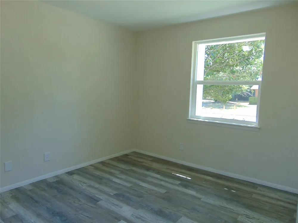 518 Vernet Street Richardson, TX 75080
