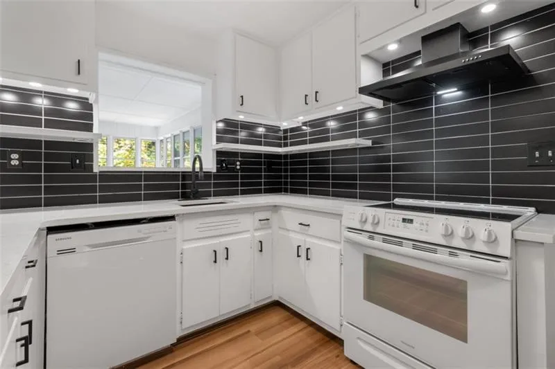 2958 Harcourt Drive #1 Decatur, GA 30033
