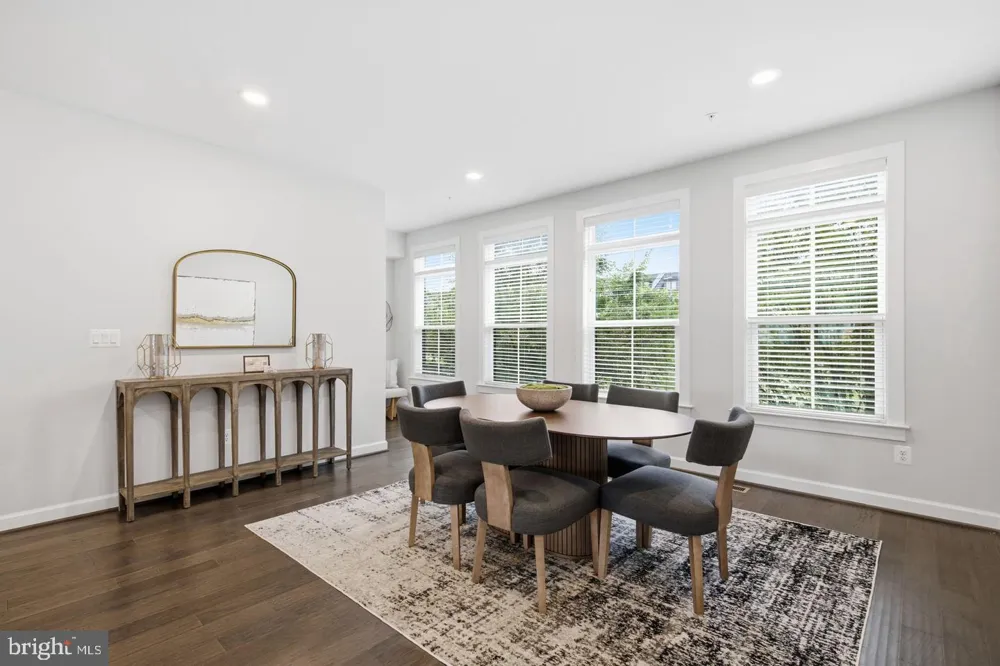 43451 CHARITABLE STREET Ashburn, VA 20148