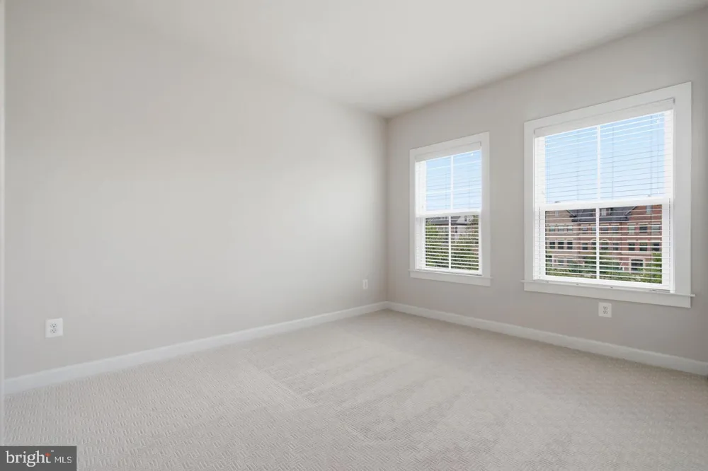 43451 CHARITABLE STREET Ashburn, VA 20148