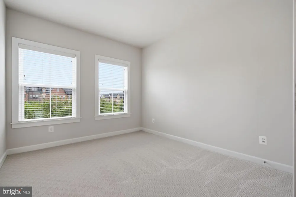 43451 CHARITABLE STREET Ashburn, VA 20148