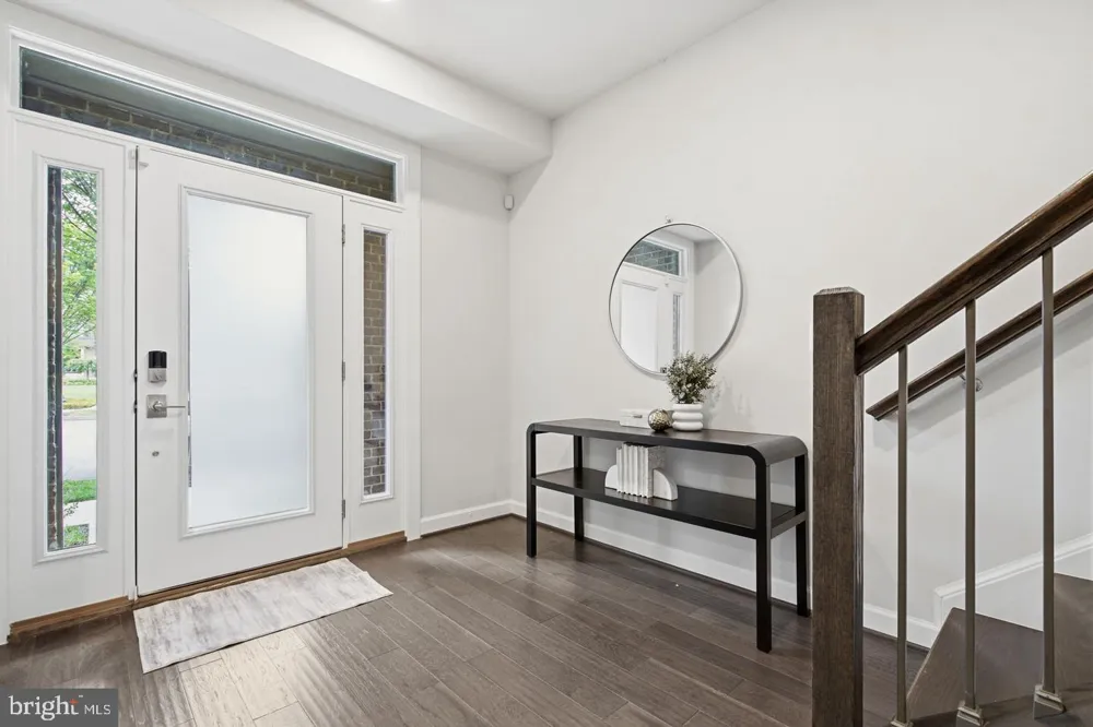 43451 CHARITABLE STREET Ashburn, VA 20148